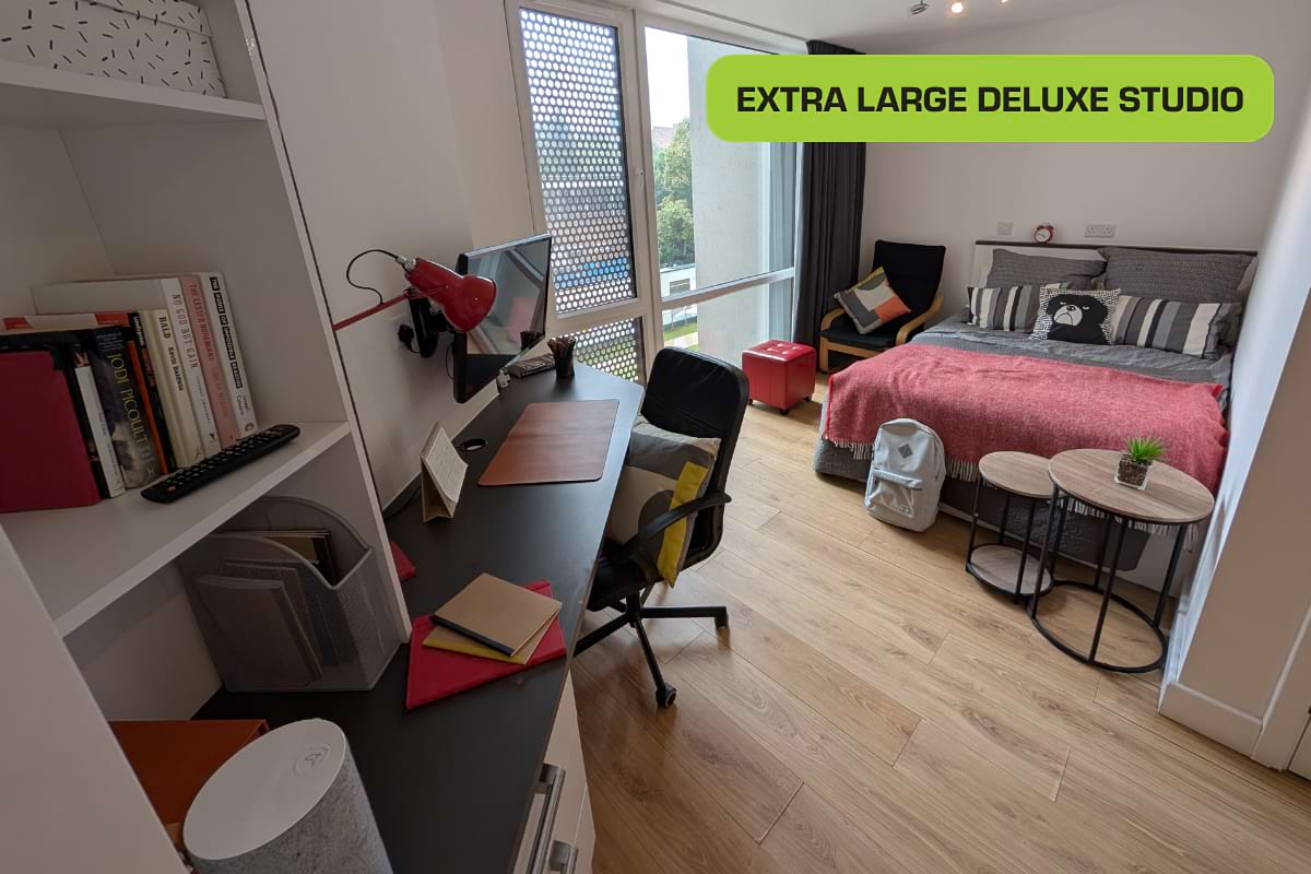 Extra Large Deluxe Studio Block B