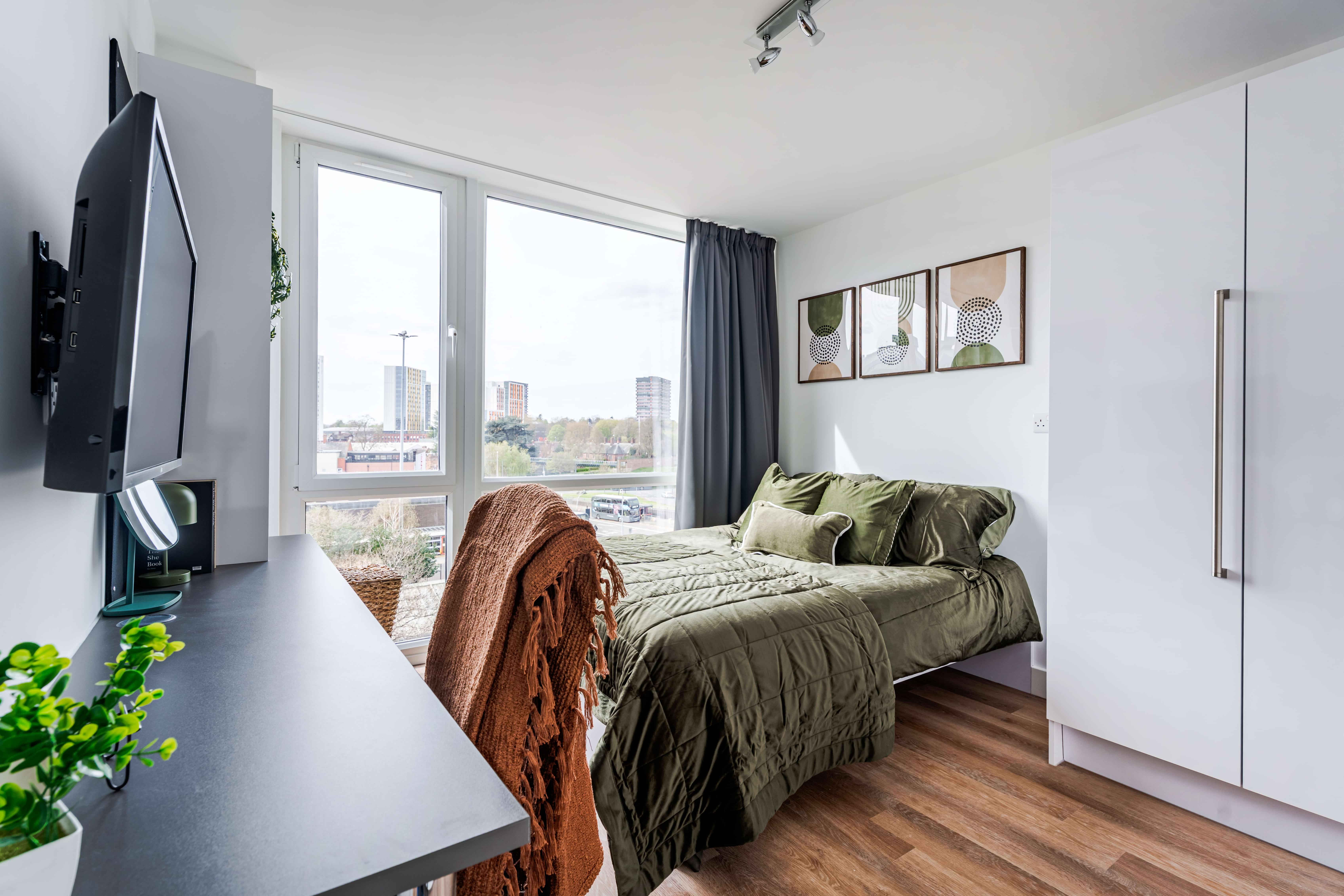 Bright and cosy one-bedroom apartment bedroom with modern furnishings