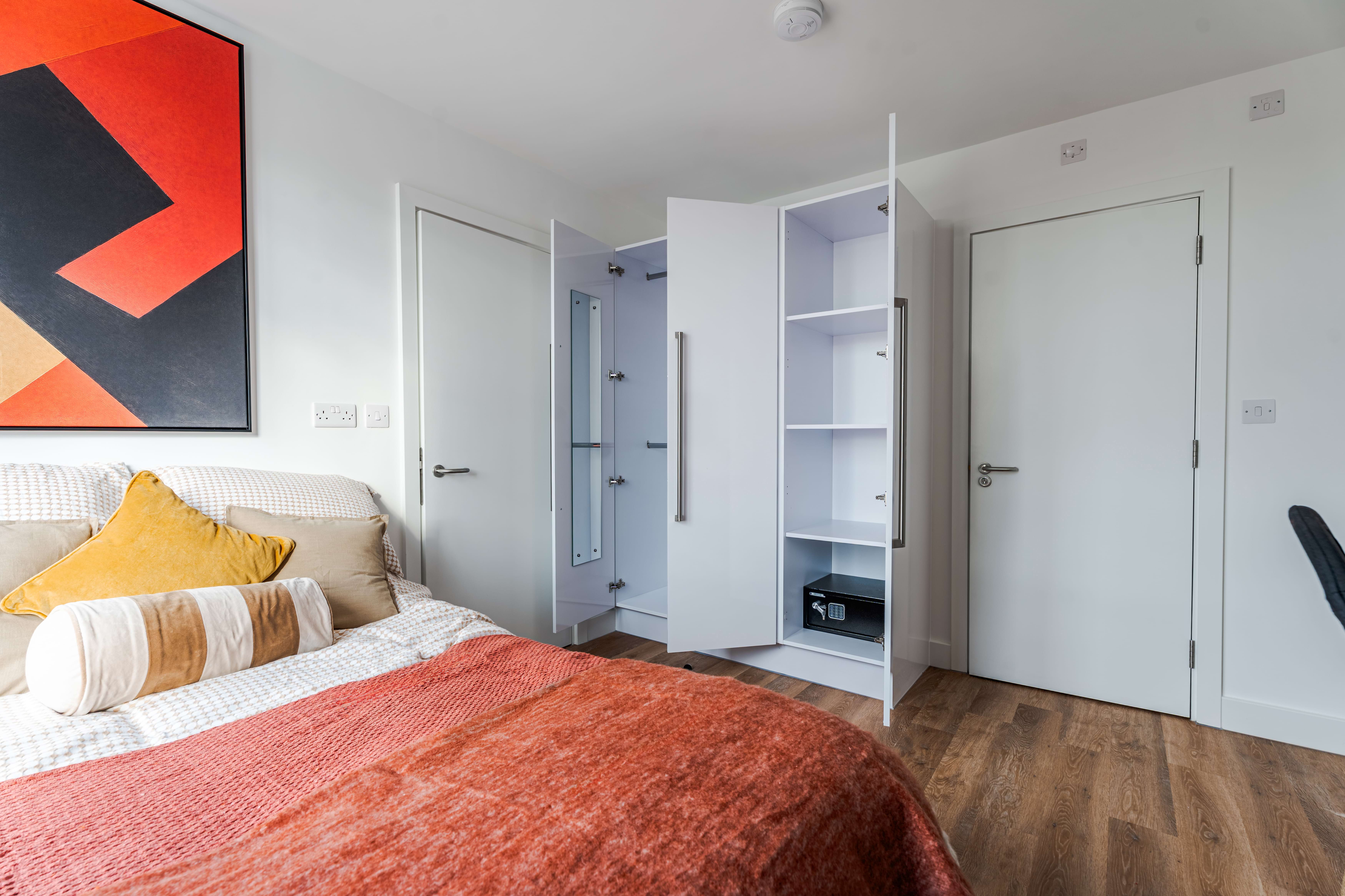 Spacious Triple Wardrobe Storage