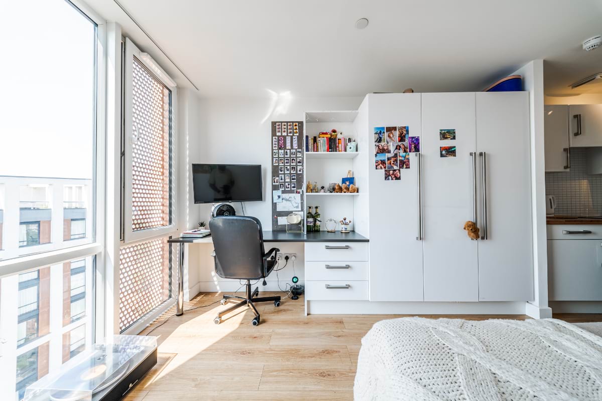 Penthouse Deluxe - B2109